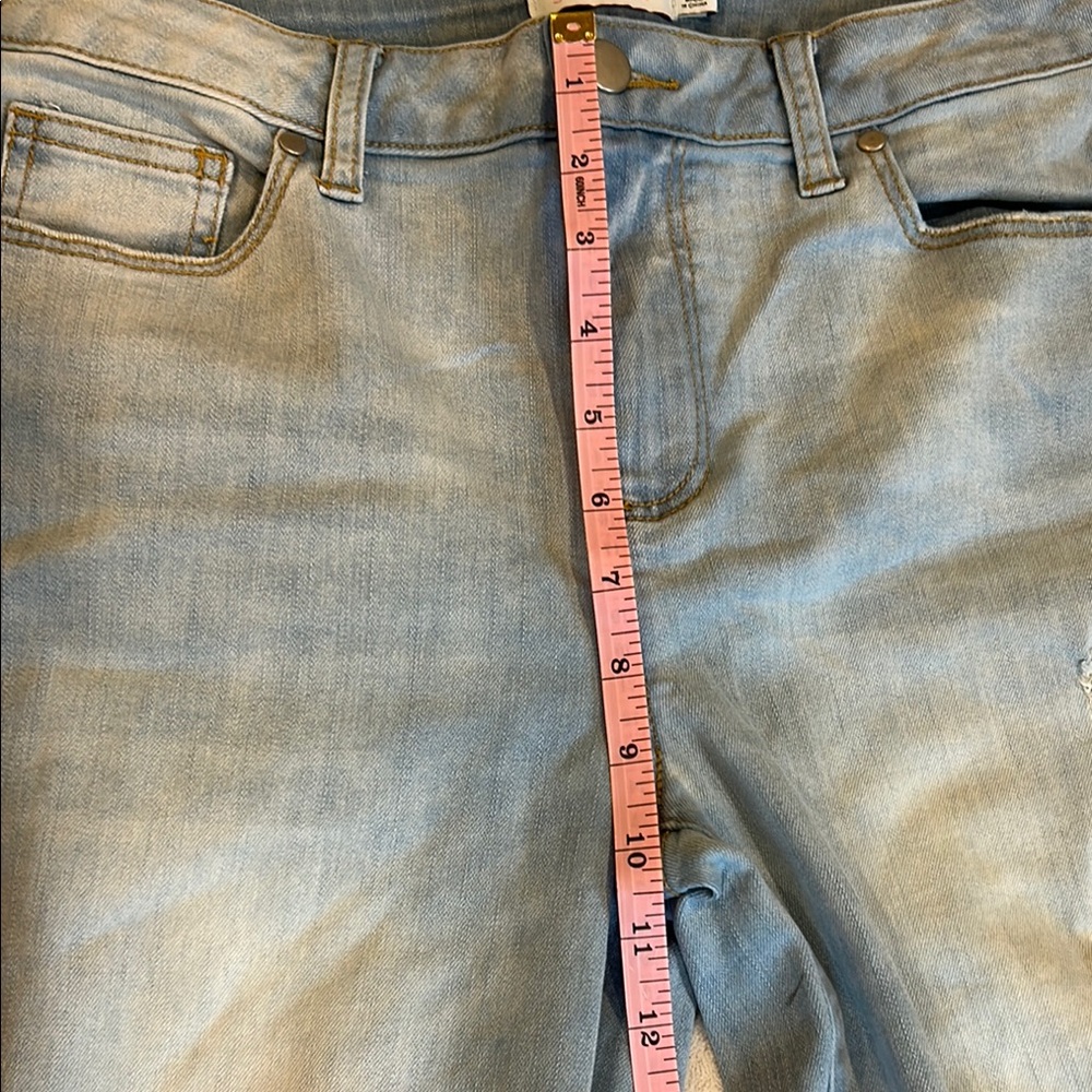 Shoe Dazzle Blue Ankle Cropped Jeans with Distressed Details - Picture 5 of 7